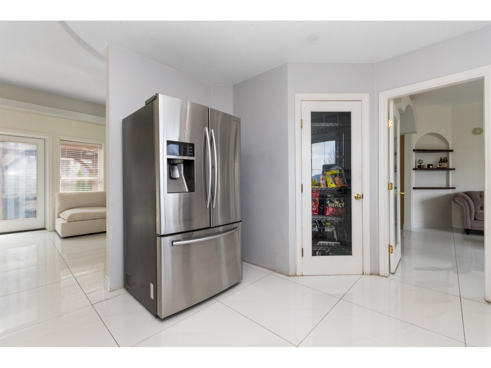 5782 Jinkerson Road, Promontory, Chilliwack, British Columbia  V2R 0C8 - Photo 5 - R3106425