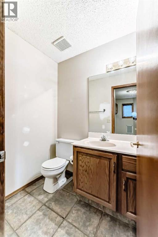 27 Suncanyon Park Se, Calgary, Alberta  T2X 2Z2 - Photo 24 - A2292171