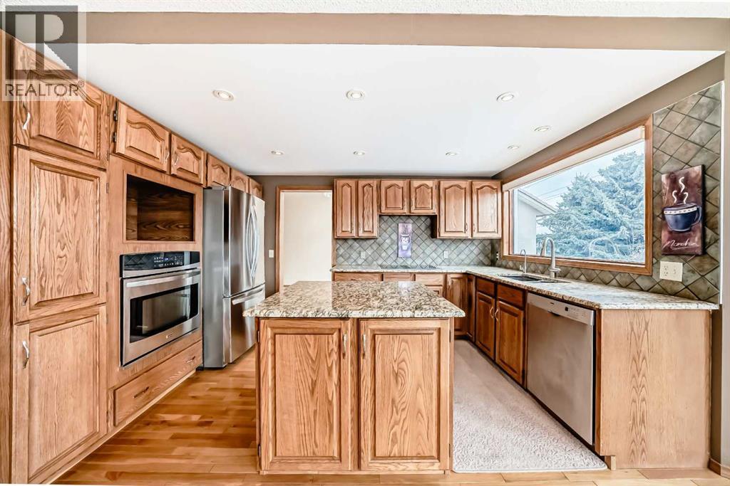 27 Suncanyon Park Se, Calgary, Alberta  T2X 2Z2 - Photo 16 - A2292171