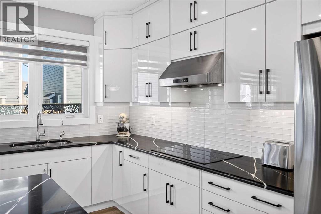 167 Yorkstone Way SW, Calgary, Alberta  T2X 4S3 - Photo 10 - A2295135