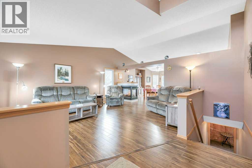 141 West Creek Crescent, Chestermere, Alberta  T1X 1H3 - Photo 17 - A2296511