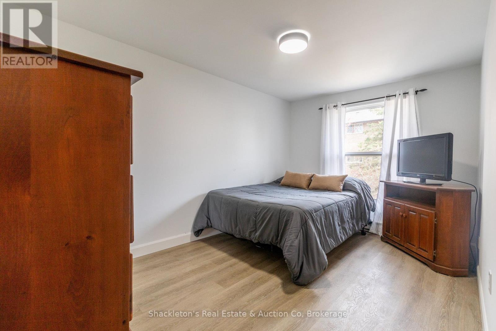 442 Glastonbury Drive, Stratford, Ontario  N5A 7G9 - Photo 21 - X12953716