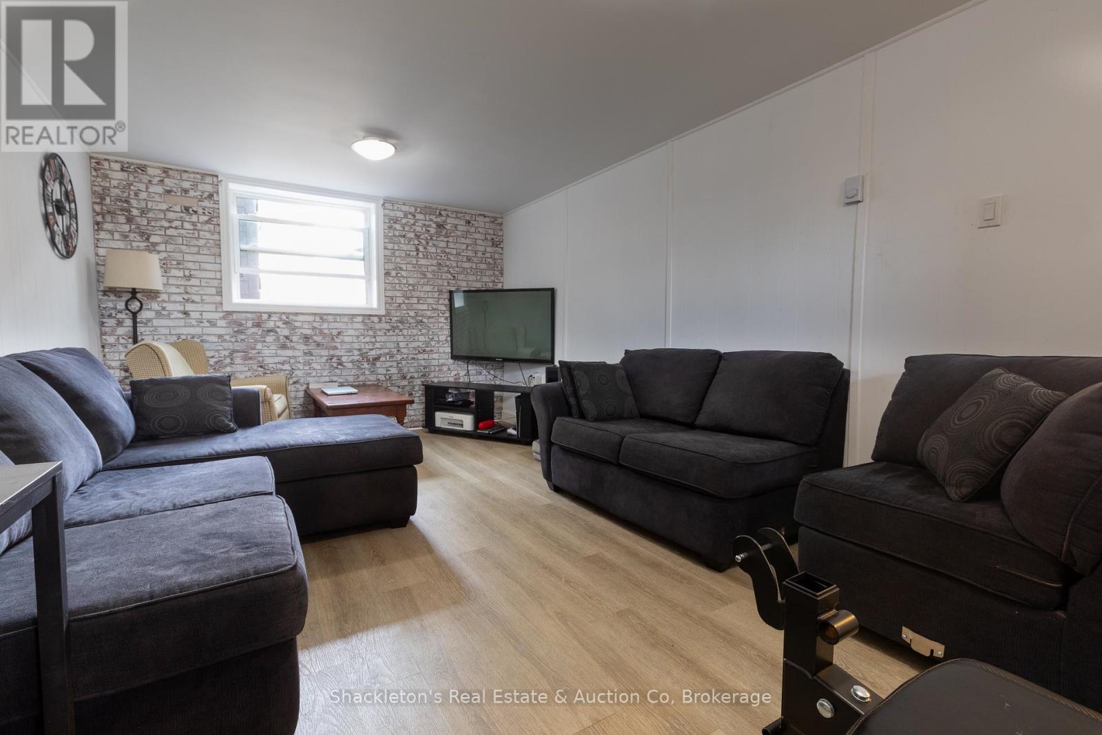 442 Glastonbury Drive, Stratford, Ontario  N5A 7G9 - Photo 25 - X12953716