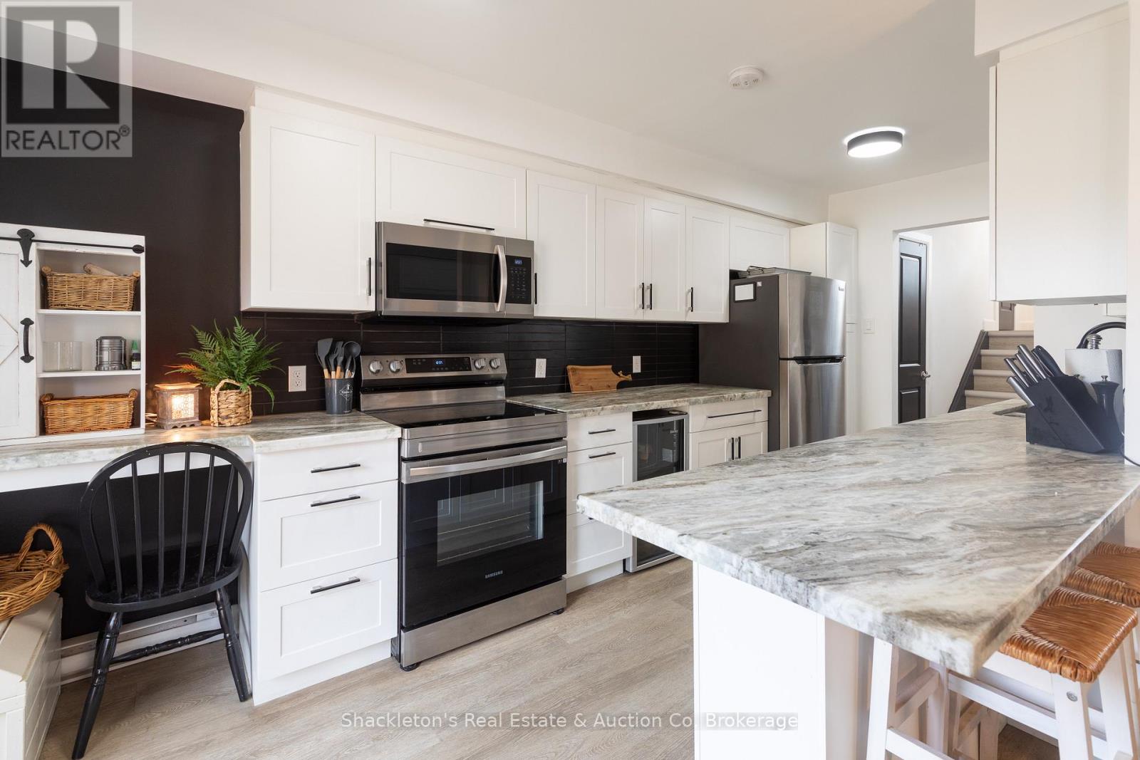 442 Glastonbury Drive, Stratford, Ontario  N5A 7G9 - Photo 6 - X12953716