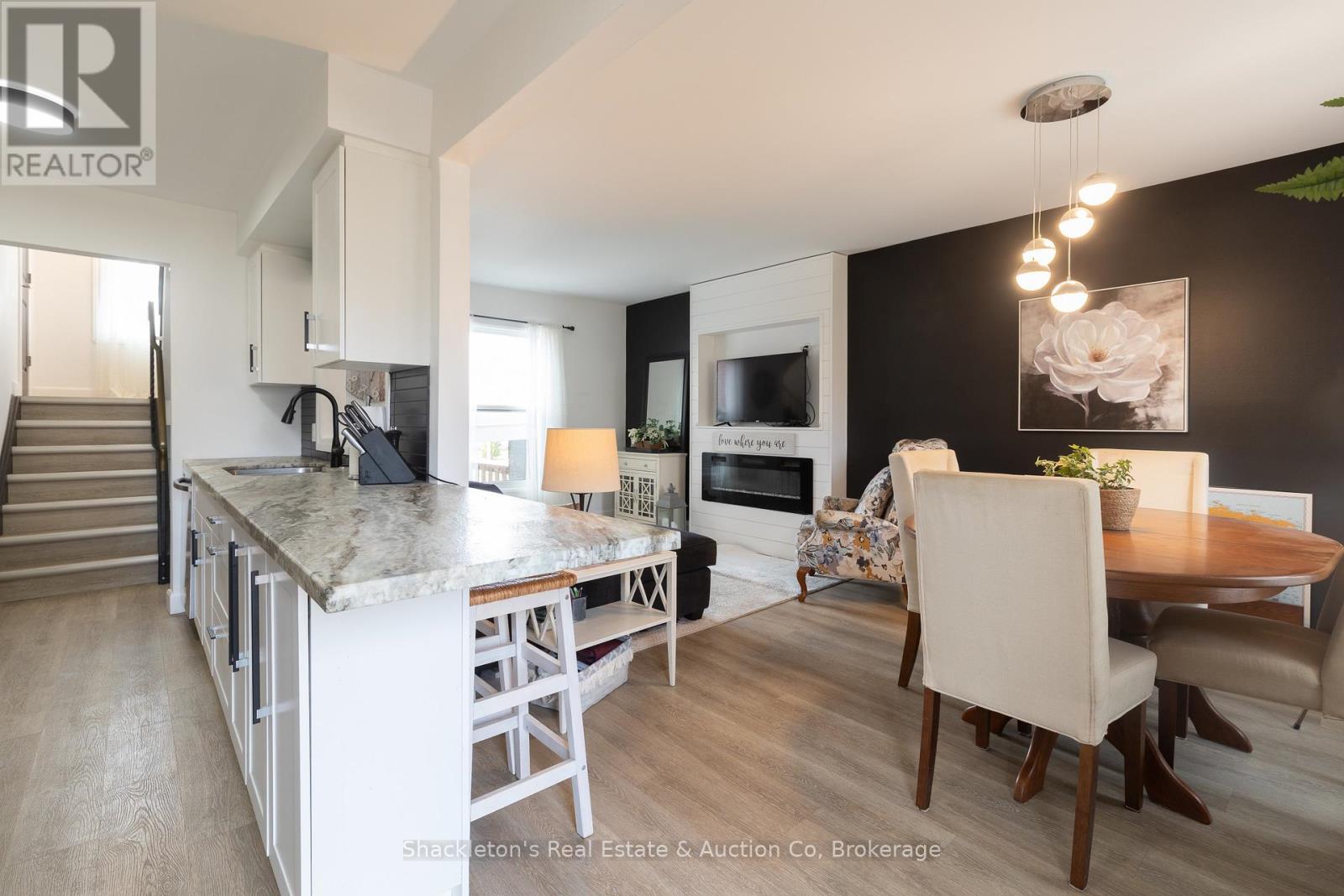 442 Glastonbury Drive, Stratford, Ontario  N5A 7G9 - Photo 8 - X12953716