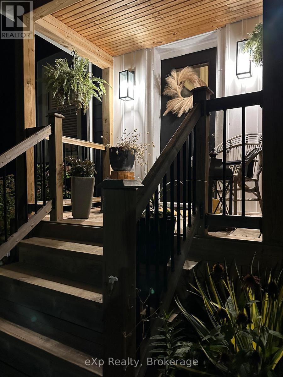 255 Waterloo Street, Wellington North, Ontario  N0G 2L3 - Photo 2 - X12953718