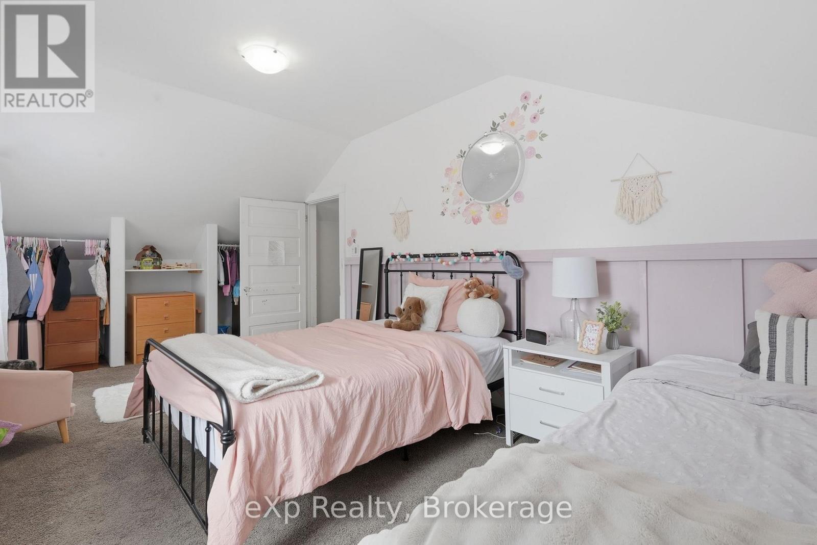 255 Waterloo Street, Wellington North, Ontario  N0G 2L3 - Photo 33 - X12953718