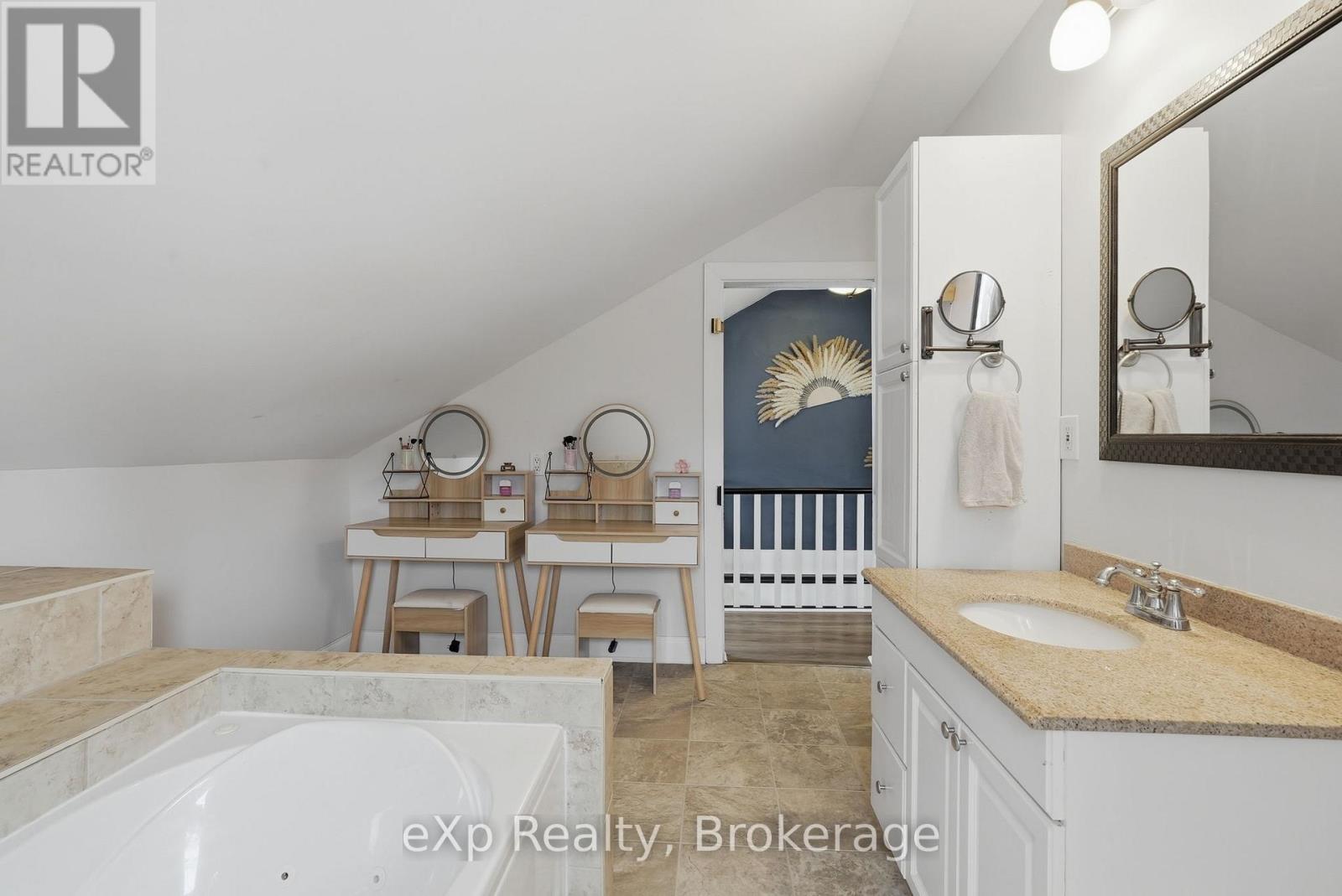 255 Waterloo Street, Wellington North, Ontario  N0G 2L3 - Photo 35 - X12953718