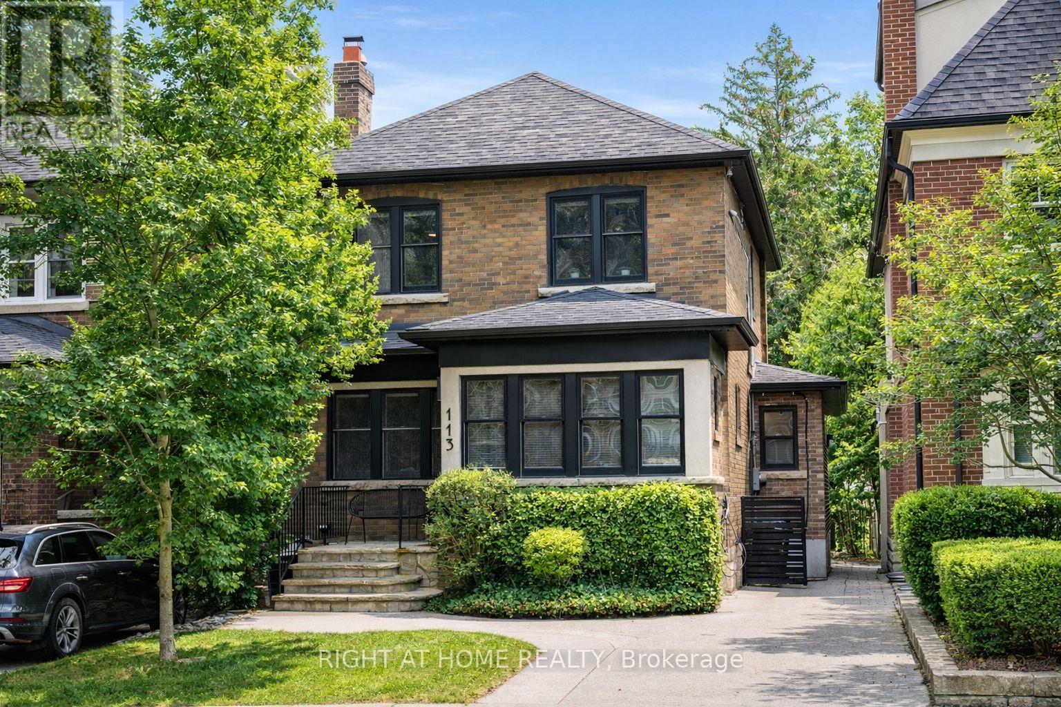 113 EASTBOURNE AVENUE, Toronto, Ontario