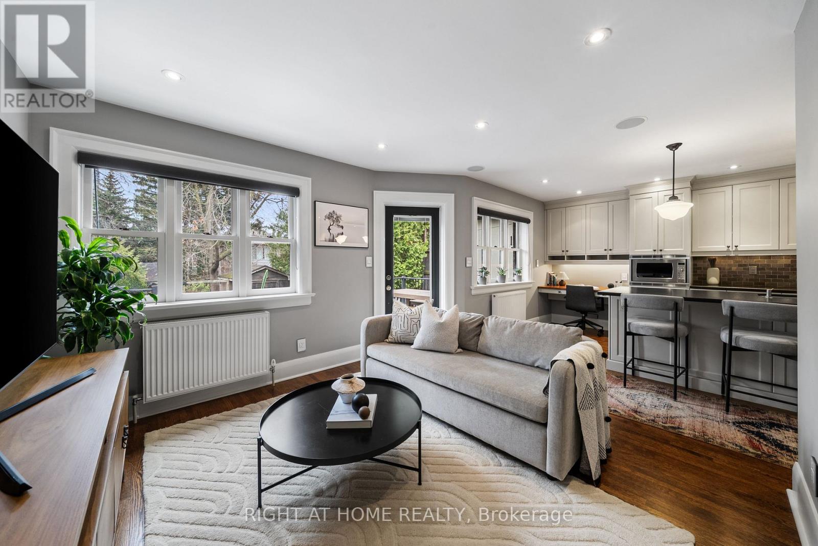 113 Eastbourne Avenue, Toronto, Ontario  M5P 2G4 - Photo 17 - C12953538