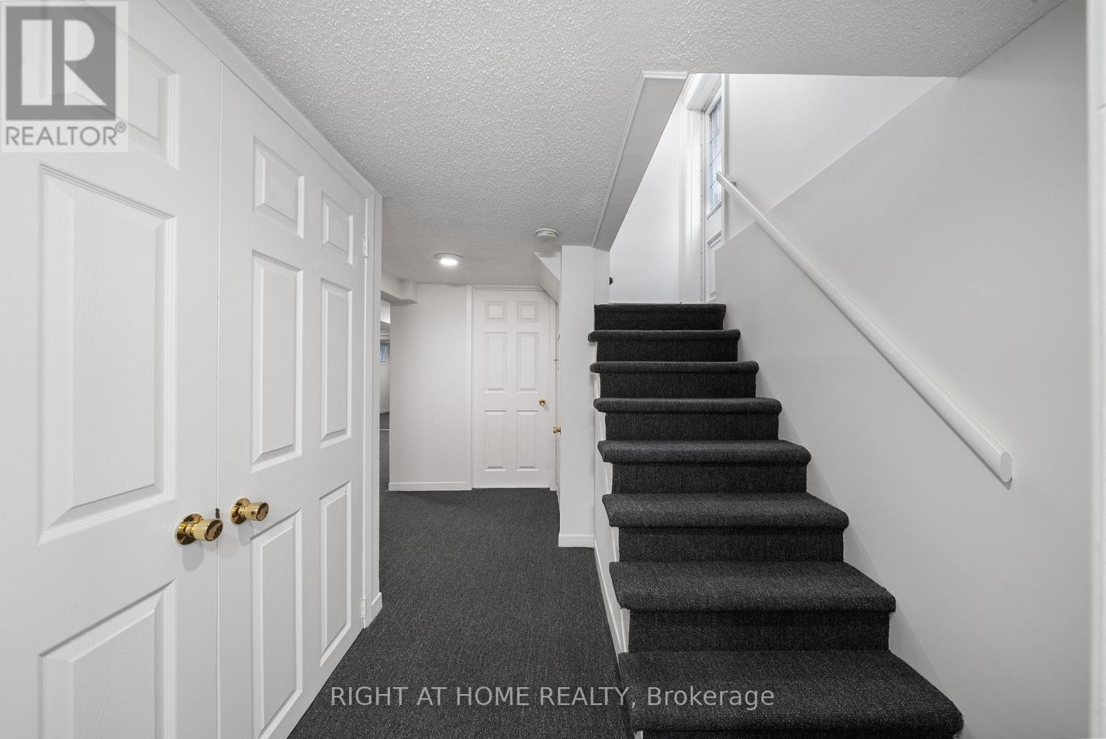 113 Eastbourne Avenue, Toronto, Ontario  M5P 2G4 - Photo 37 - C12953538