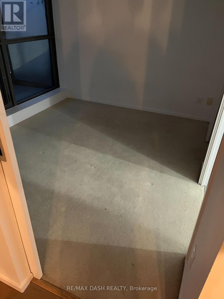 1907 - 8 Charlotte Street, Toronto, Ontario  M5V 0K4 - Photo 10 - C12953604