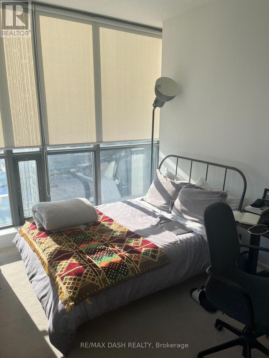 1907 - 8 Charlotte Street, Toronto, Ontario  M5V 0K4 - Photo 8 - C12953604