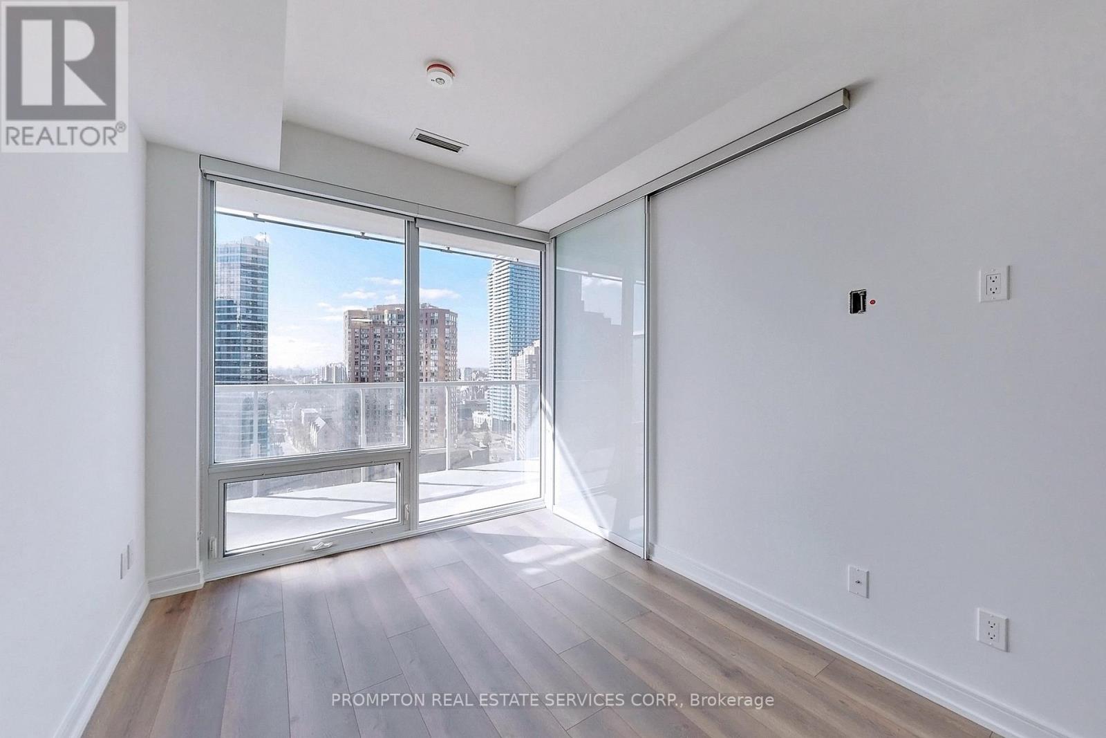 3511 - 3 Gloucester Street, Toronto, Ontario  M4Y 0C6 - Photo 10 - C12953616