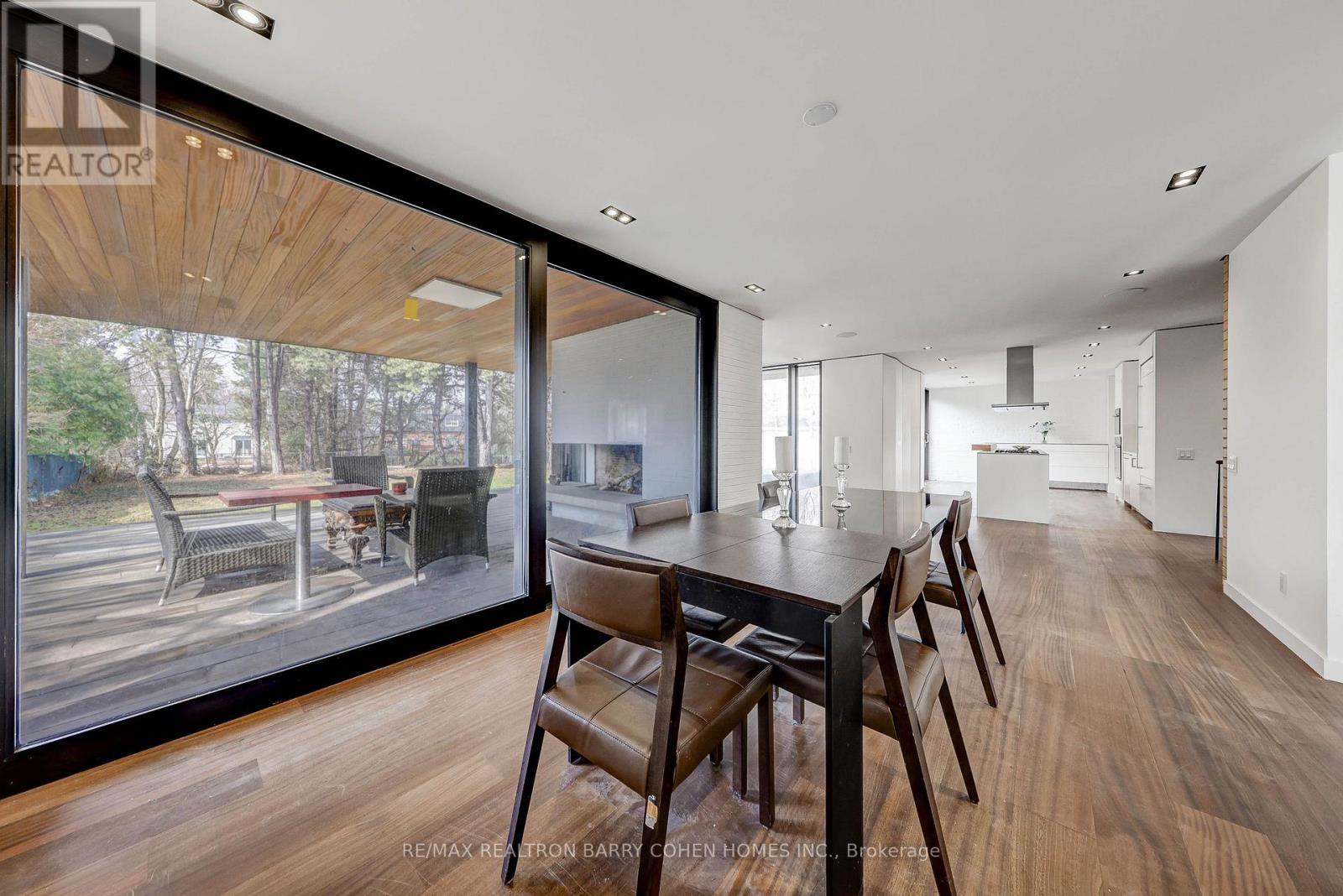 6 Bannatyne Drive, Toronto, Ontario  M2L 2N7 - Photo 18 - C12953646