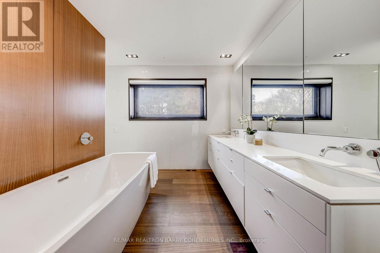 6 Bannatyne Drive, Toronto, Ontario  M2L 2N7 - Photo 32 - C12953646