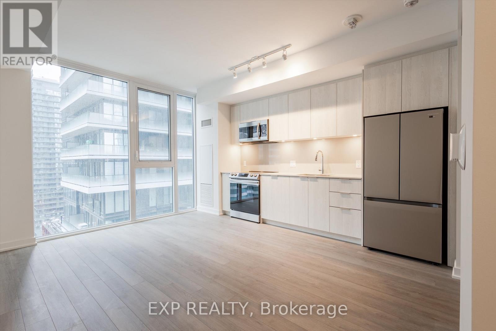 1707 - 357 King Street W, Toronto, Ontario  M5V 1K1 - Photo 6 - C12953752