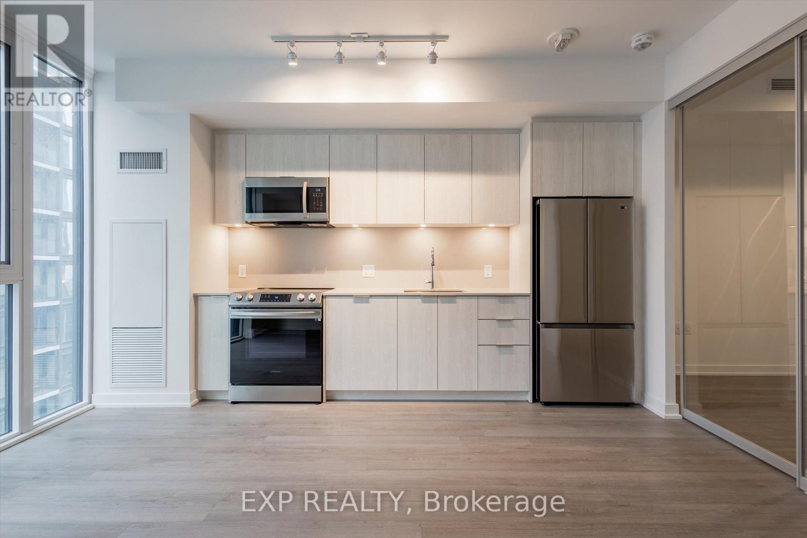 1707 - 357 King Street W, Toronto, Ontario  M5V 1K1 - Photo 7 - C12953752