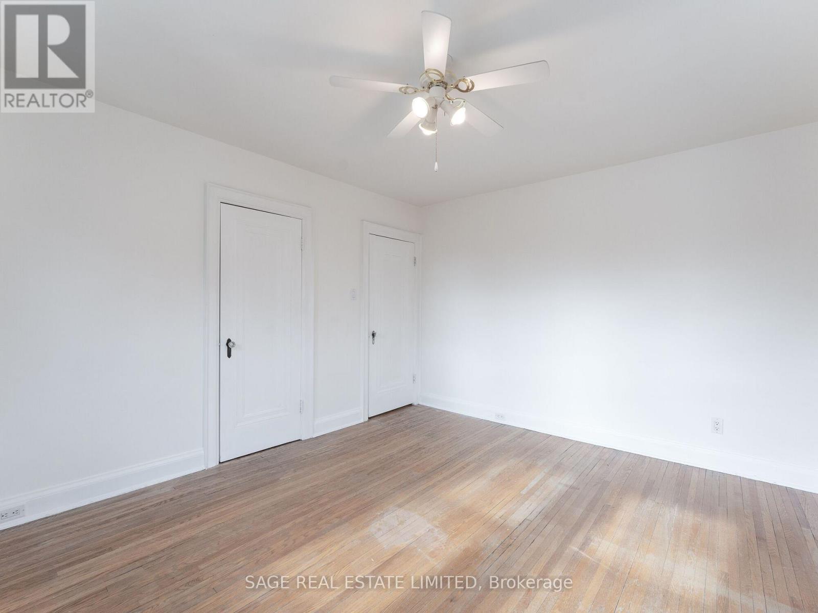 252 Glen Manor Drive W, Toronto, Ontario  M4E 2Y2 - Photo 24 - E12953536