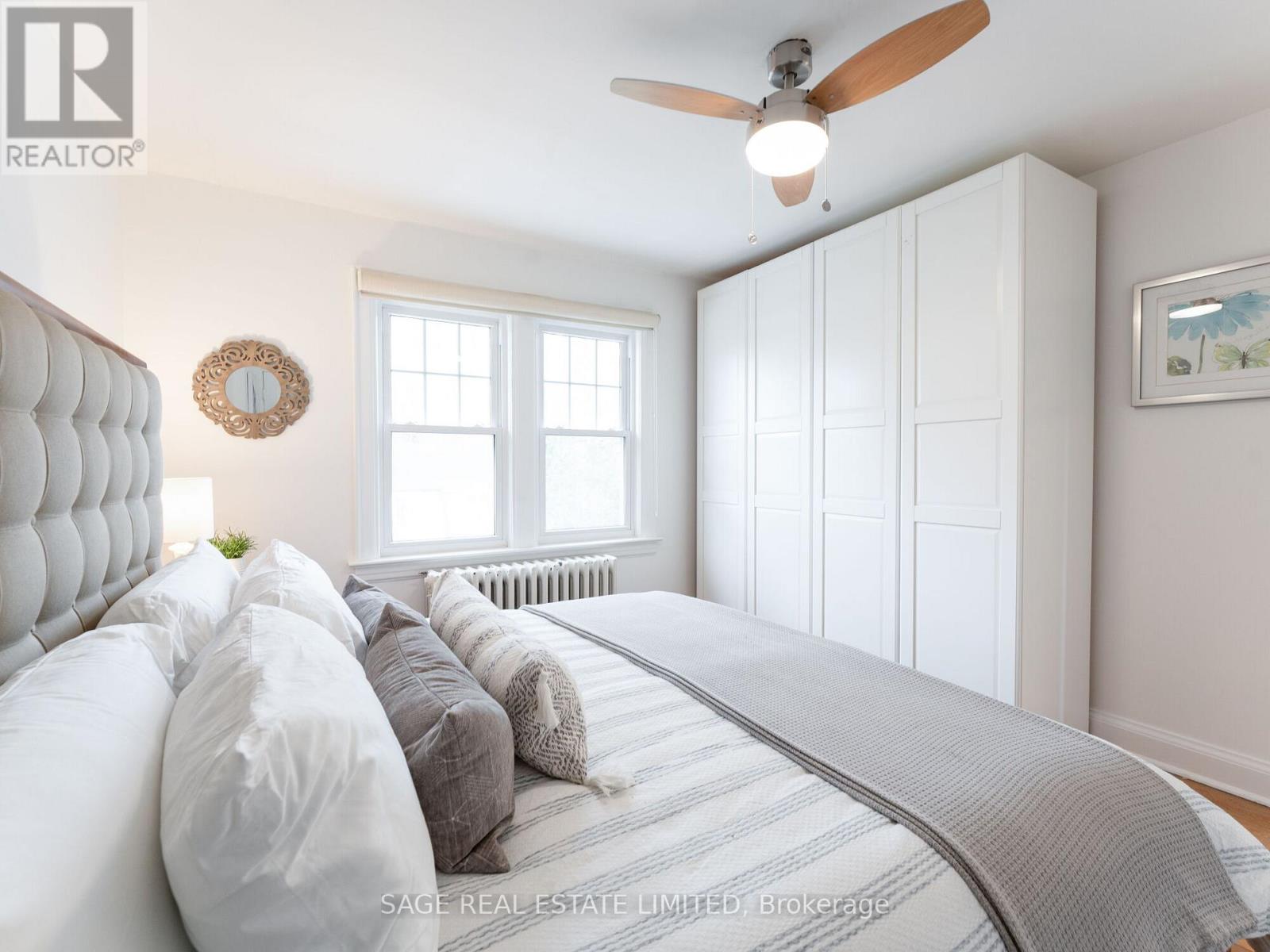 252 Glen Manor Drive W, Toronto, Ontario  M4E 2Y2 - Photo 29 - E12953536