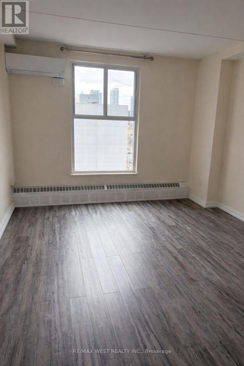 1112 - 2 Glamorgan Avenue, Toronto, Ontario  M1P 2M8 - Photo 7 - E12953588