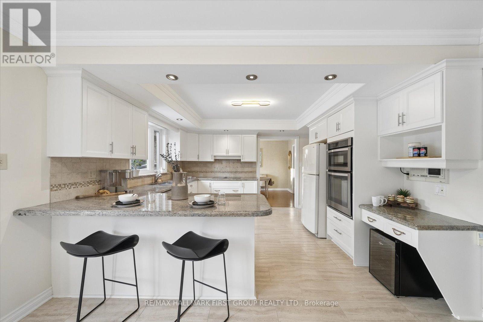 1674 Heathside Crescent, Pickering, Ontario  L1V 5V6 - Photo 6 - E12953652