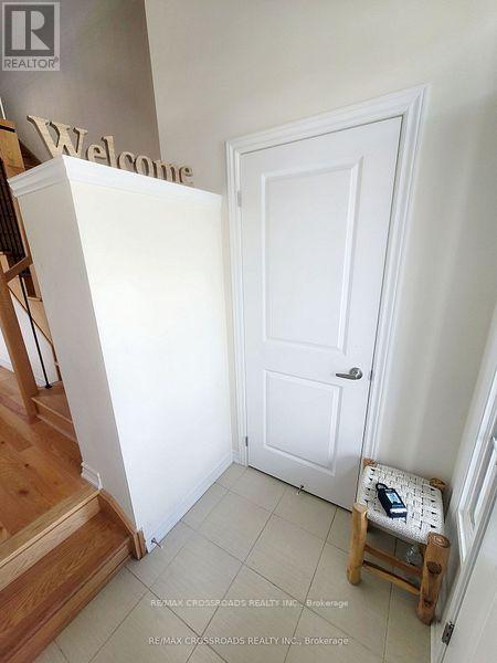 1143 Skyridge Boulevard, Pickering, Ontario  L1X 2R2 - Photo 2 - E12953682