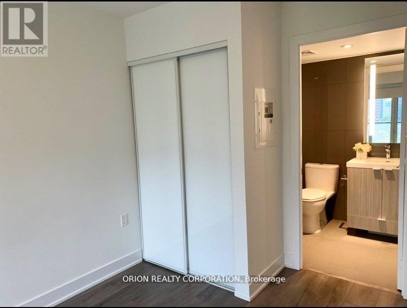910 - 575 Bloor Street E, Toronto, Ontario  M4X 1J8 - Photo 11 - C12953090