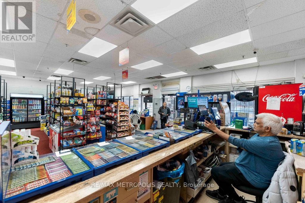 7 - 4855 14th Avenue, Markham, Ontario  L3S 3L6 - Photo 11 - N12953624