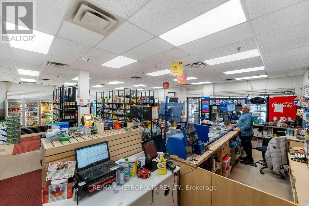 7 - 4855 14th Avenue, Markham, Ontario  L3S 3L6 - Photo 4 - N12953624