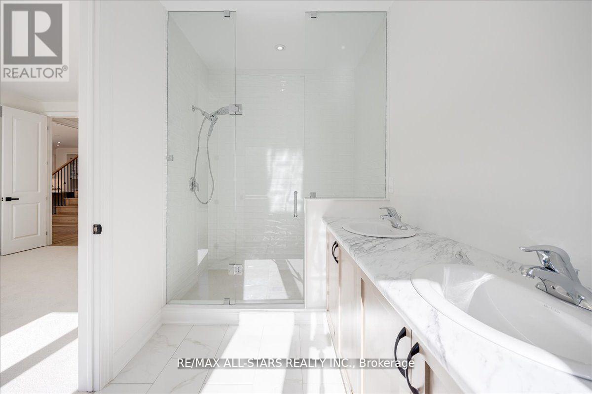 59 Stadacona Avenue, Georgina, Ontario  L0E 1R0 - Photo 25 - N12953688