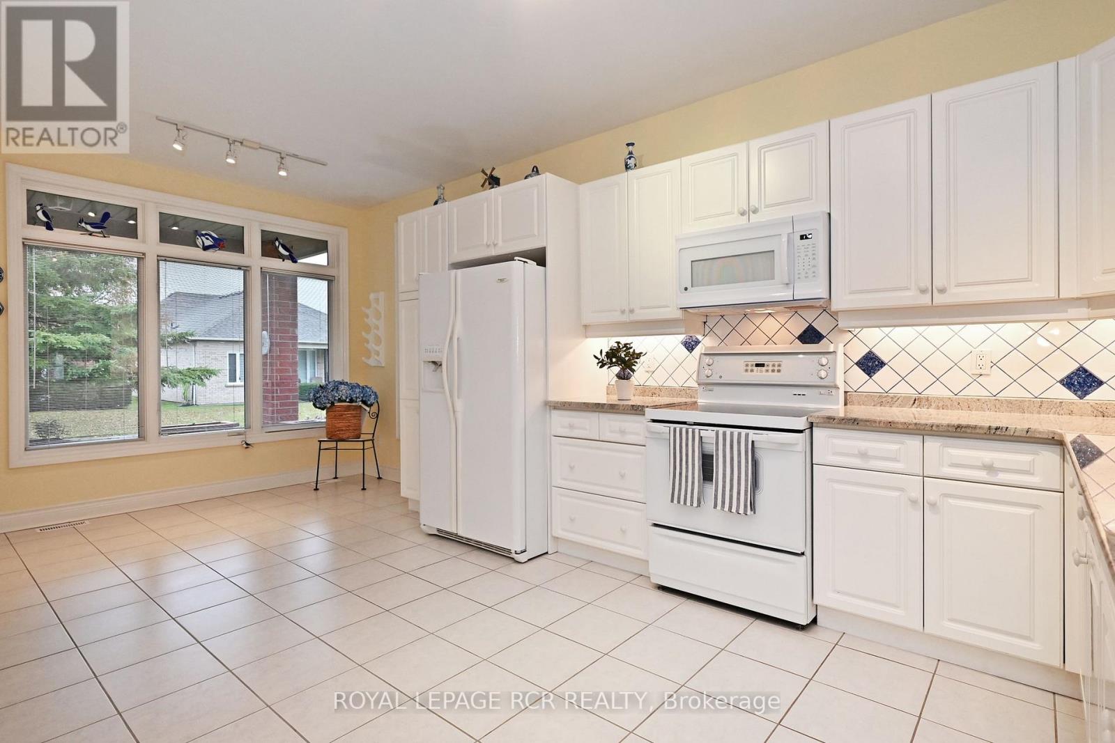 7 Arnie's Chance, Whitchurch-Stouffville, Ontario  L4A 1L7 - Photo 18 - N12953704