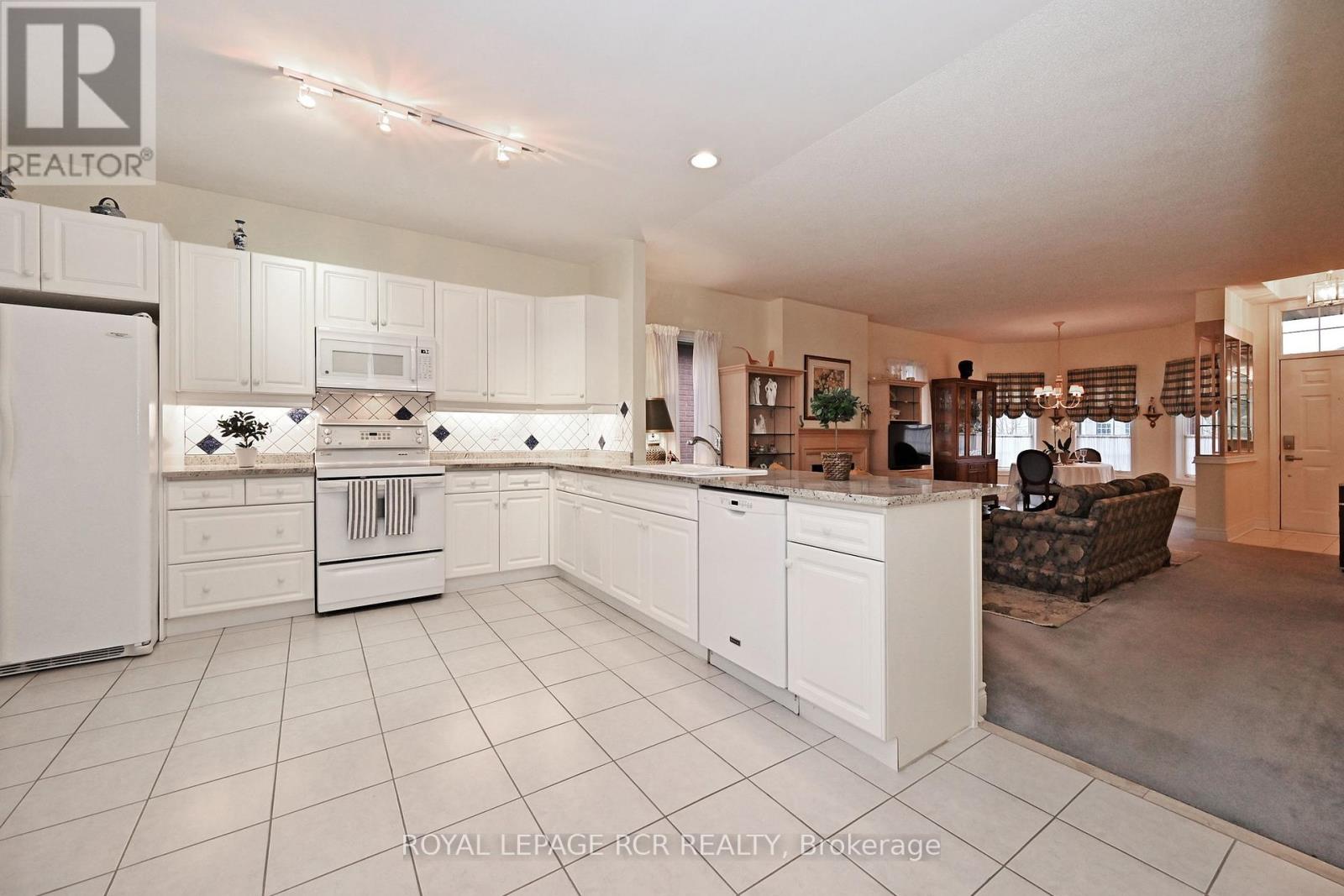 7 Arnie's Chance, Whitchurch-Stouffville, Ontario  L4A 1L7 - Photo 23 - N12953704