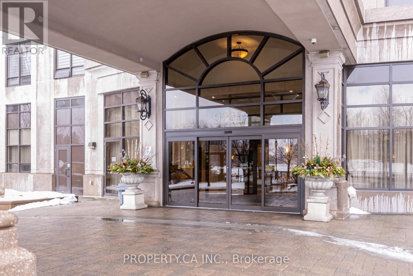 305 - 9235 Jane Street, Vaughan, Ontario  L6A 0J8 - Photo 3 - N12953708