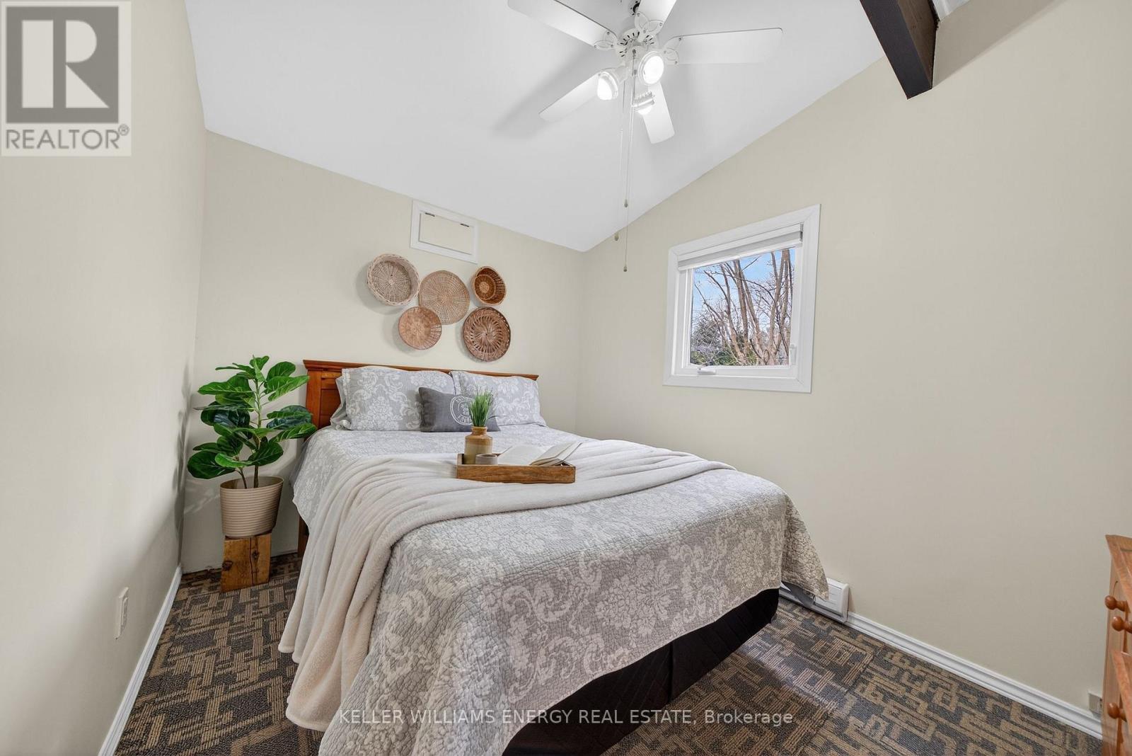 602 Hiscock Shores Road, Prince Edward County, Ontario  K0K 1L0 - Photo 25 - X12950724