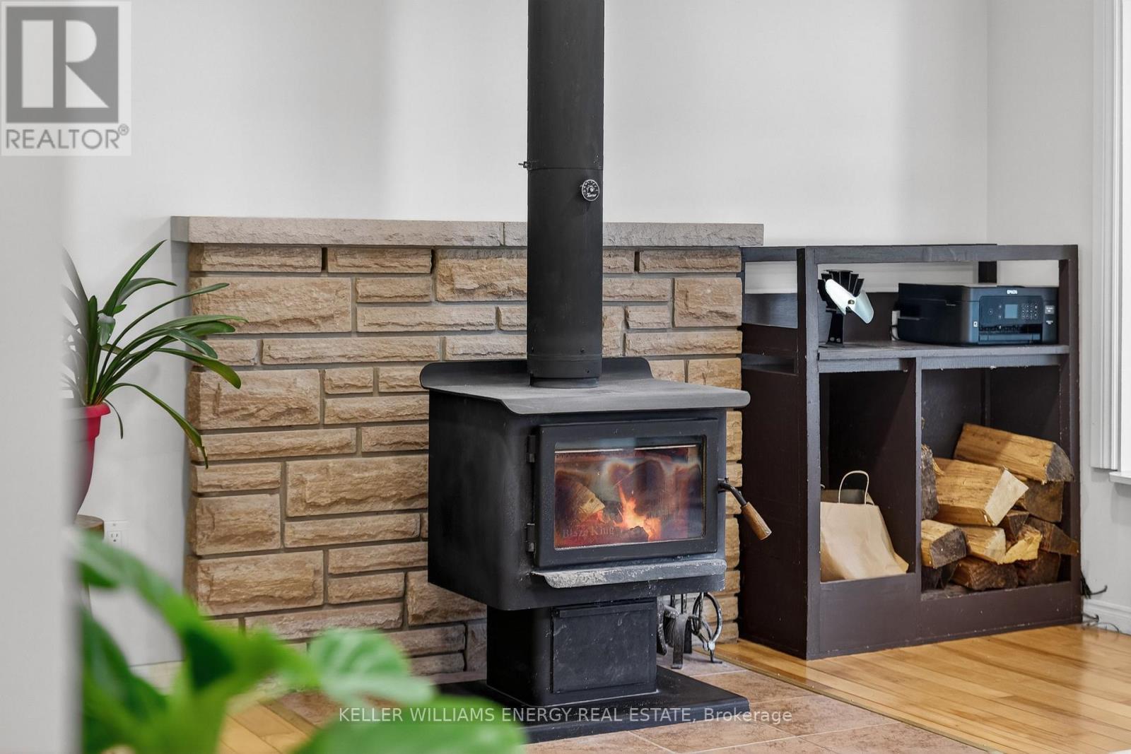 602 Hiscock Shores Road, Prince Edward County, Ontario  K0K 1L0 - Photo 18 - X12950724