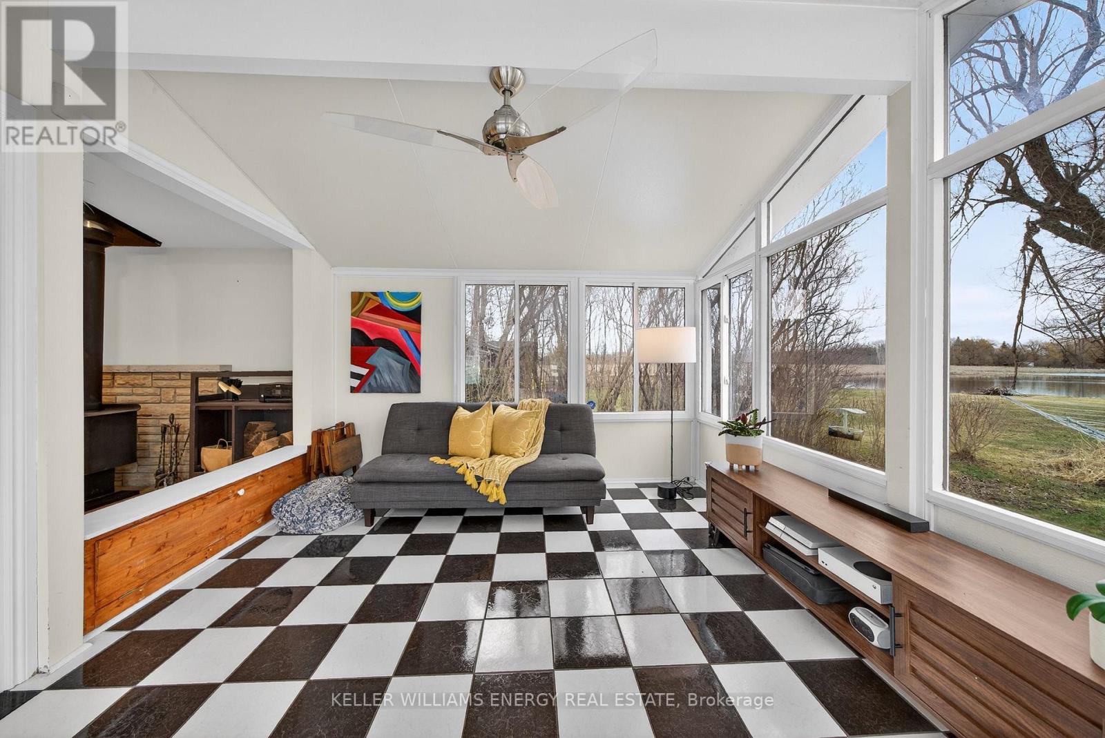 602 Hiscock Shores Road, Prince Edward County, Ontario  K0K 1L0 - Photo 14 - X12950724