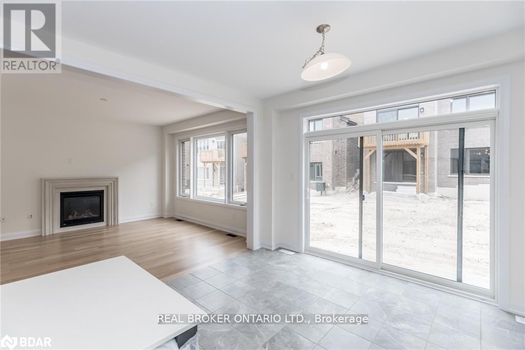 11 Sweet Cicely Street, Springwater, Ontario  L9X 2C7 - Photo 9 - S12953534