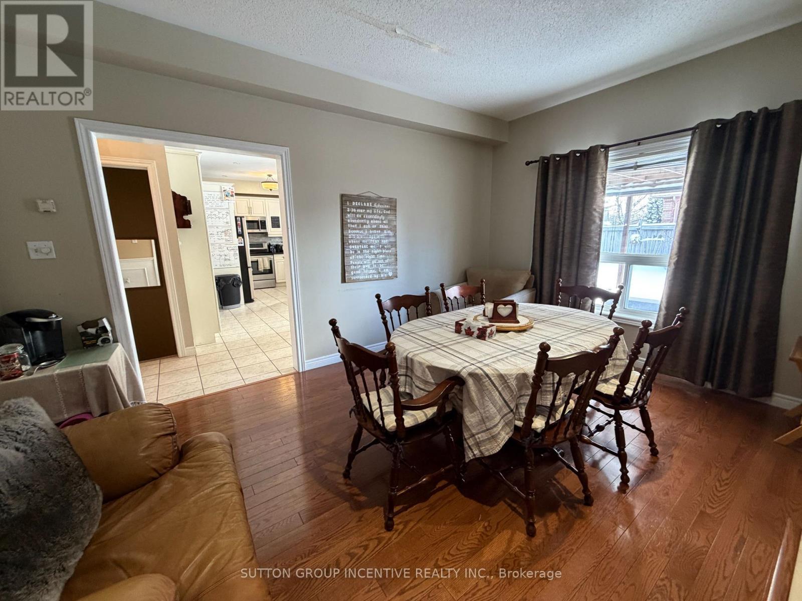 1 Buman Court, Barrie, Ontario  L4N 0L3 - Photo 12 - S12953700