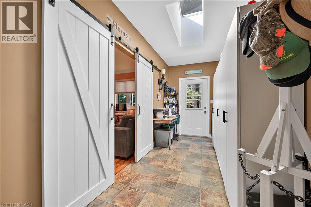 5590 Blind Line, Burlington, Ontario  L7P 0B2 - Photo 27 - 40815884