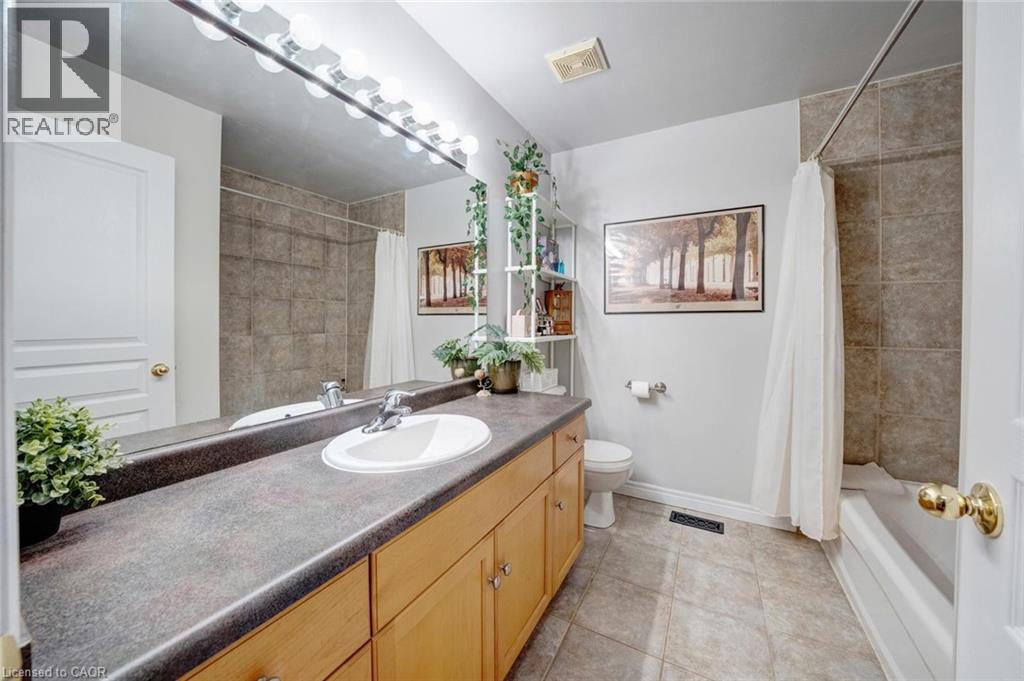 30 Conrad Place, Grimsby, Ontario  L3M 5S5 - Photo 27 - 40817310