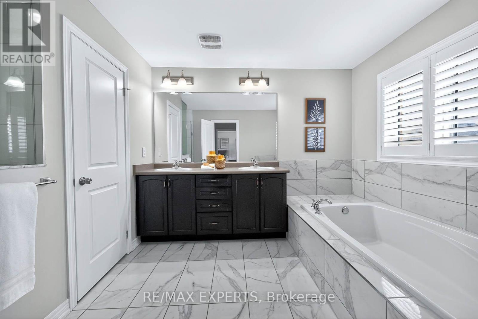 31 Gillis Road, Brampton, Ontario  L7A 4V6 - Photo 16 - W12953566