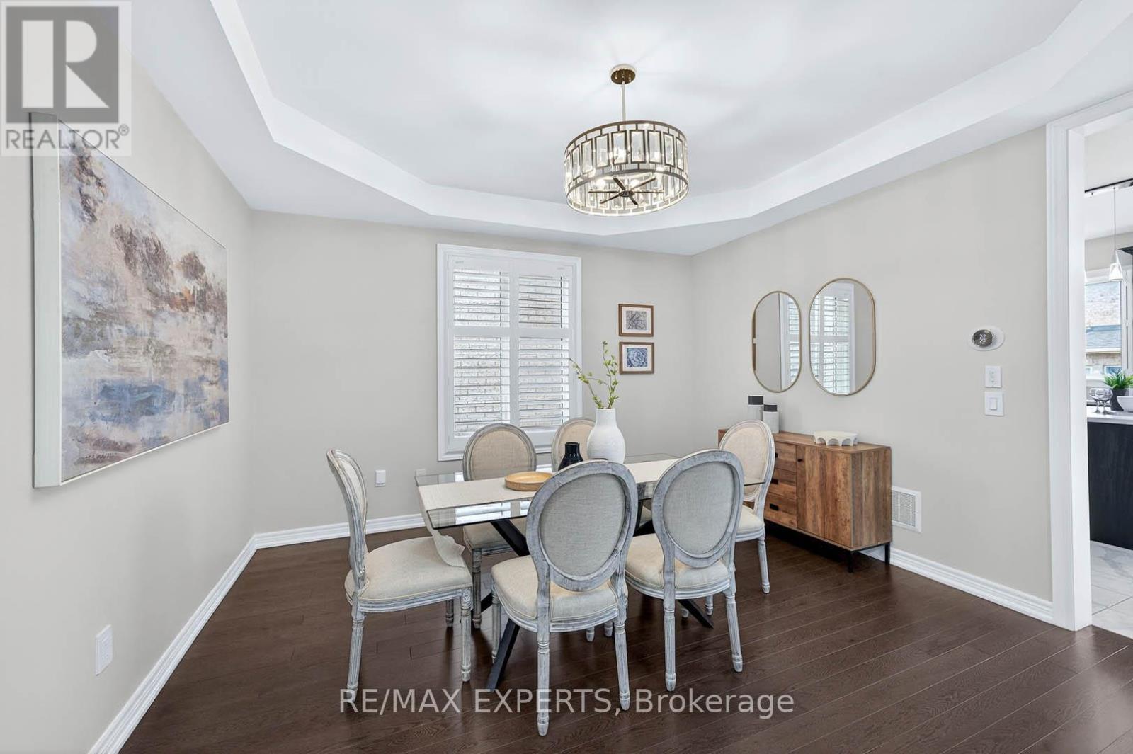 31 Gillis Road, Brampton, Ontario  L7A 4V6 - Photo 4 - W12953566