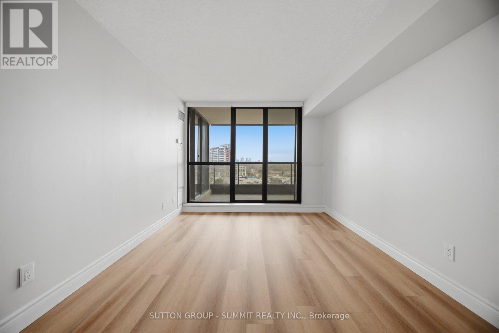 806 - 1111 Bough Beeches Boulevard, Mississauga, Ontario  L4W 4N1 - Photo 19 - W12953610