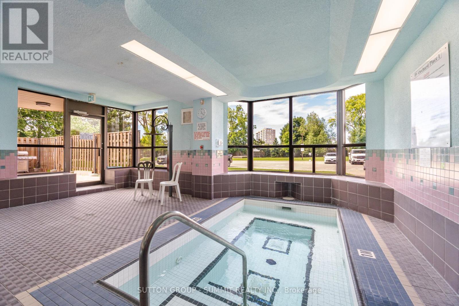 806 - 1111 Bough Beeches Boulevard, Mississauga, Ontario  L4W 4N1 - Photo 47 - W12953610