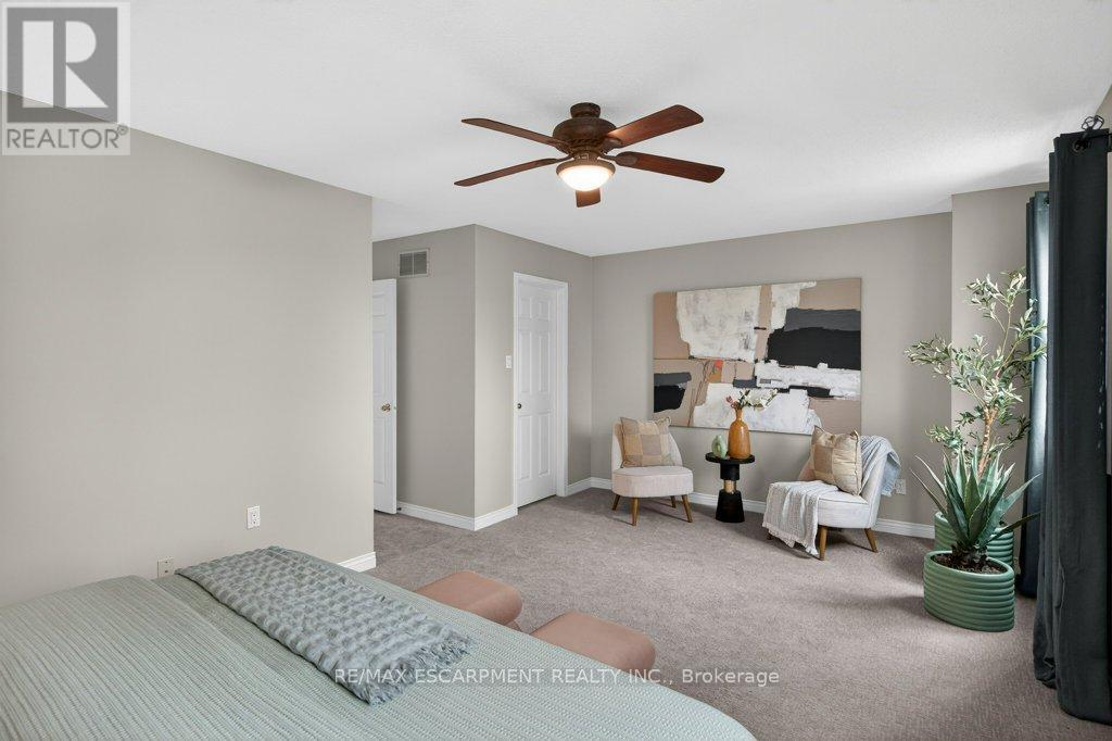 2067 Chrisdon Road, Burlington, Ontario  L7M 3W9 - Photo 22 - W12953626