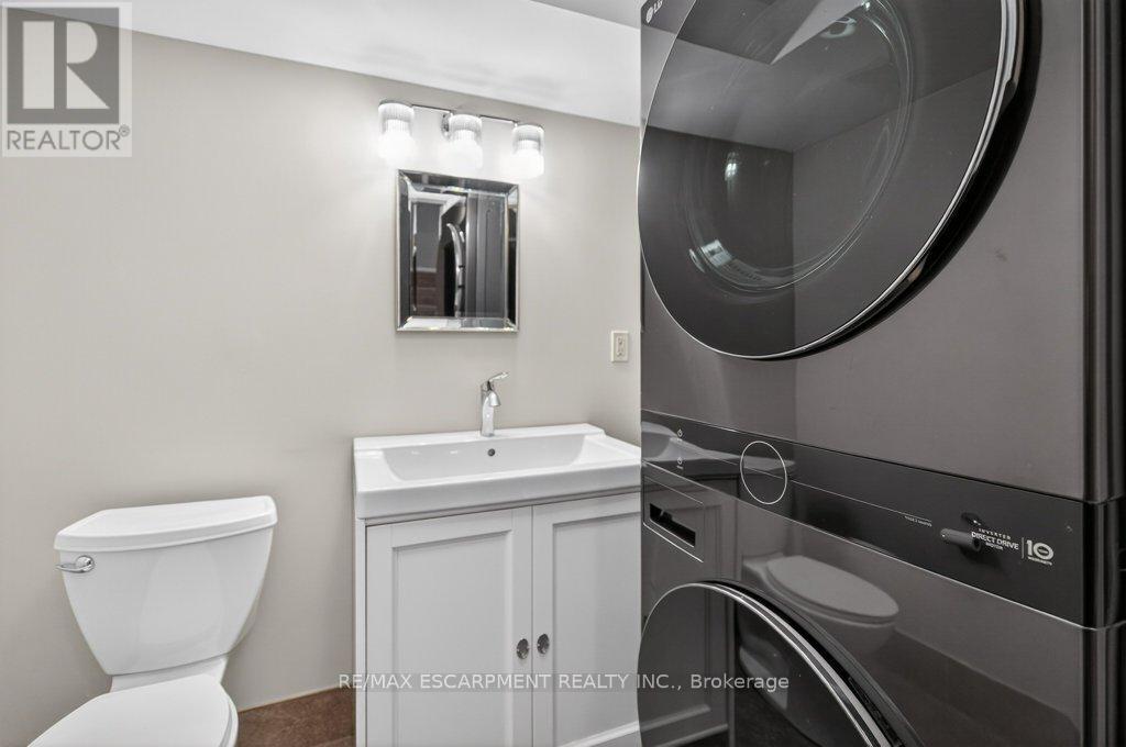 2067 Chrisdon Road, Burlington, Ontario  L7M 3W9 - Photo 36 - W12953626