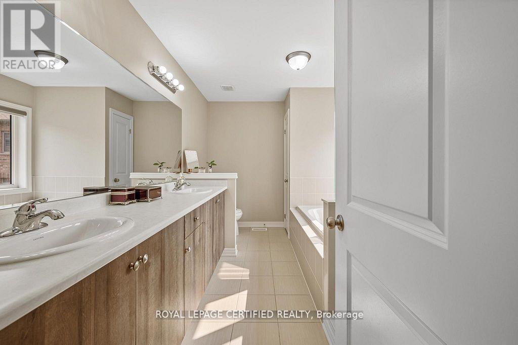 42 Kambalda Road, Brampton, Ontario  L7A 0C3 - Photo 26 - W12953664