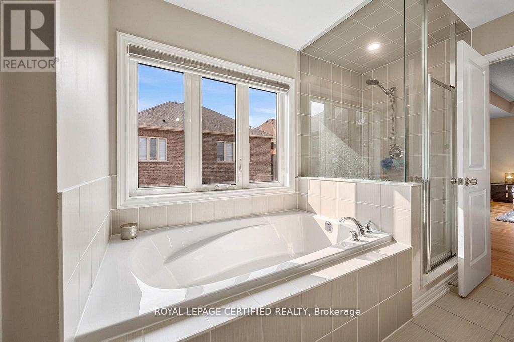 42 Kambalda Road, Brampton, Ontario  L7A 0C3 - Photo 28 - W12953664