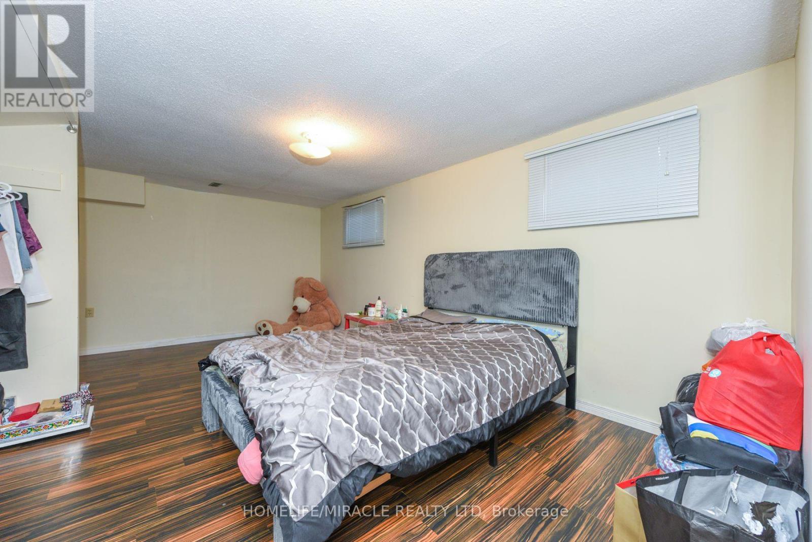 2291 Marzipan Court, Mississauga, Ontario  L5M 2N9 - Photo 36 - W12953684